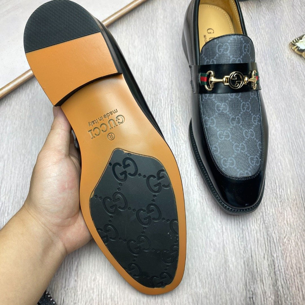 Gucci Horsebit Pattern Loafers